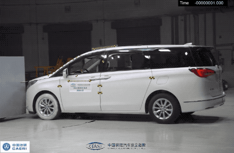 「虎嗅APP」国产车的死亡陷阱