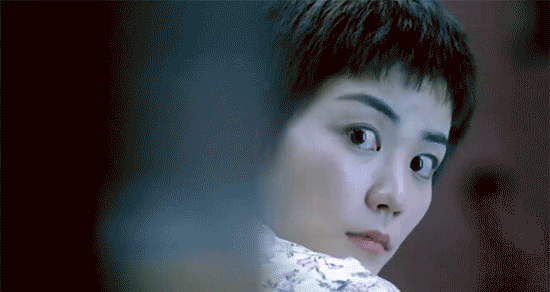 发行了两张专辑「迷」和「天空」,其中的「我愿意」,「天使」和「棋子