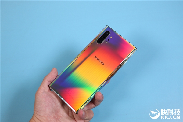 四边超窄真机皇！三星Note 10+图赏