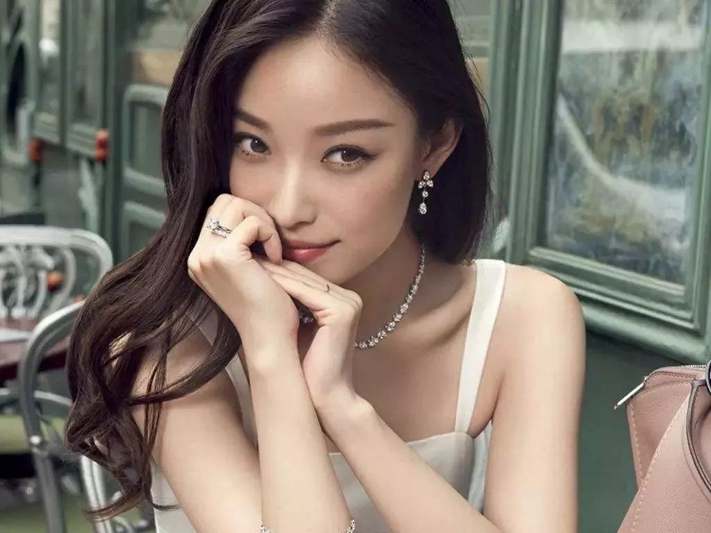 【新氧App】李沁的田小娥不如张雨琦艳丽却更讨喜，有种美叫满脸颤抖的灵魂！