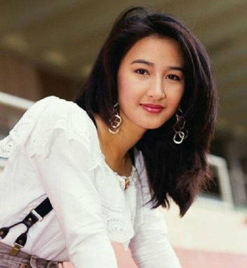 杨紫“吐槽”无法亲近张家辉，联系他居然要先找刘德华再找张学友？