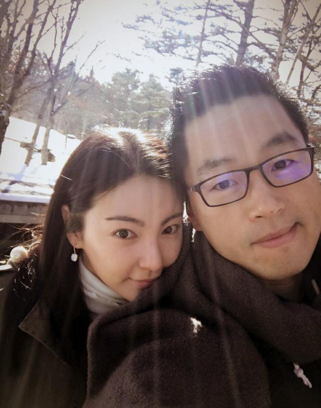 袁巴元否认新恋情，称曾劝告张雨绮与男友“不合适的事不要做”
