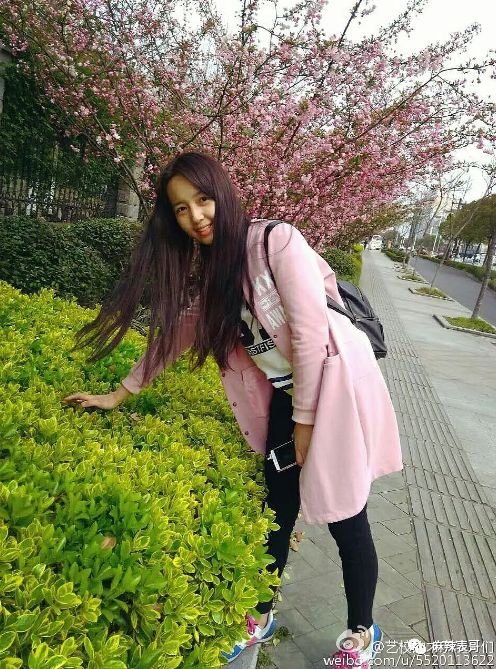 吴亦凡的女友是心机女上位？好好的一口甜瓜，12小时就变成了毒奶