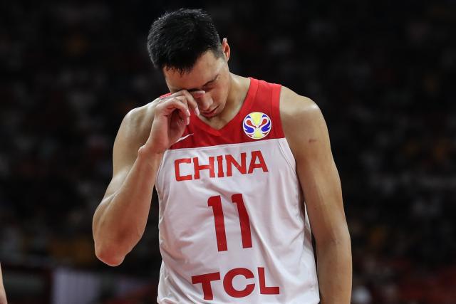 中国男篮直通奥运失败谁负责？姚明一个字回应：我
