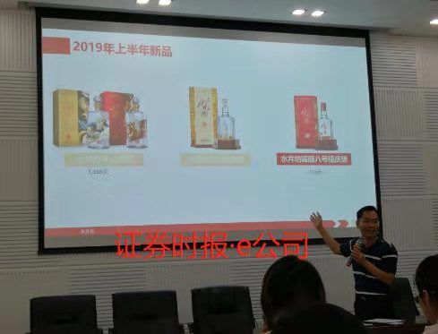 经济总量3500亿那个省_那个人好像一条狗图片