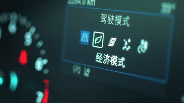 支持免唤醒语音操作，福特福克斯Active试驾