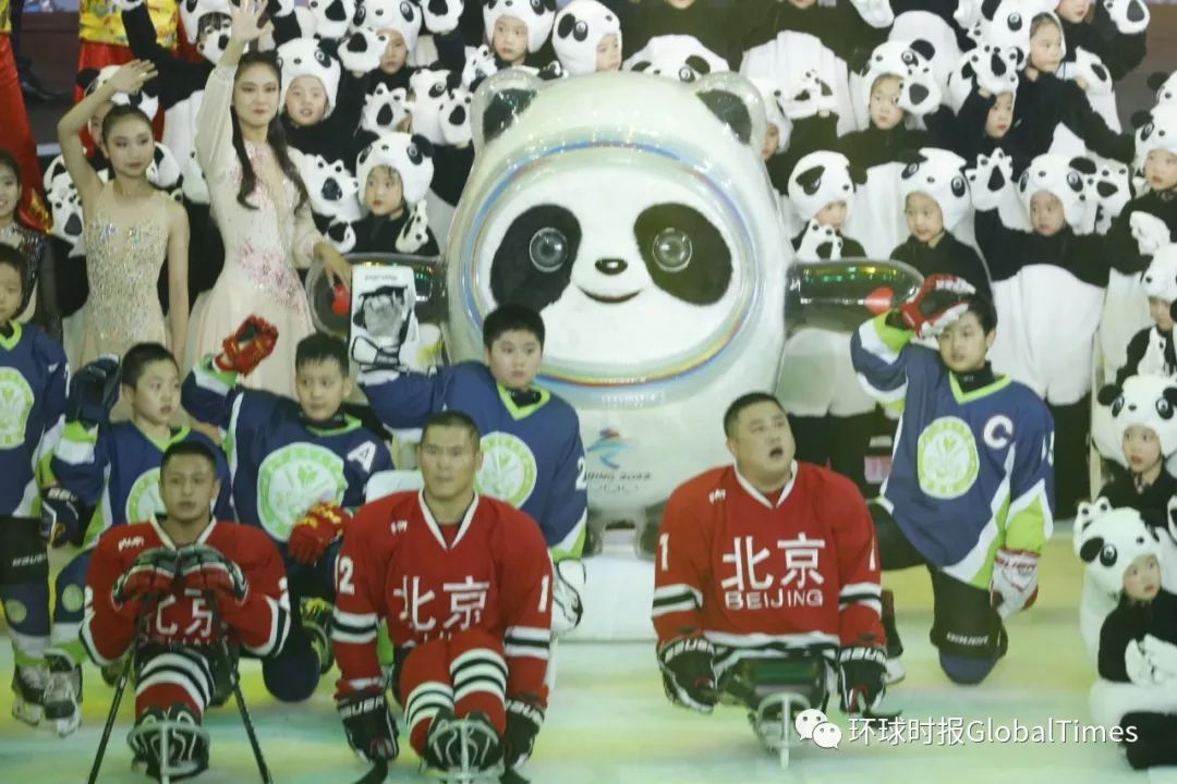 冰墩墩,雪容融来了!现场高清图片等你来戳