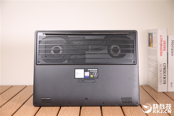 顶配i7+144Hz！小米游戏本2019款图赏