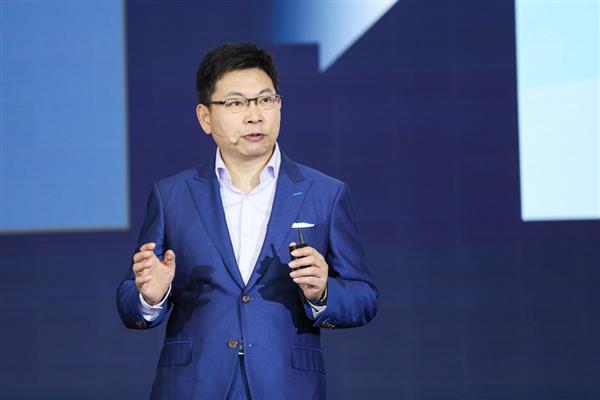 从麒麟990芯片发布 看华为智慧屏背后的“华为实力”