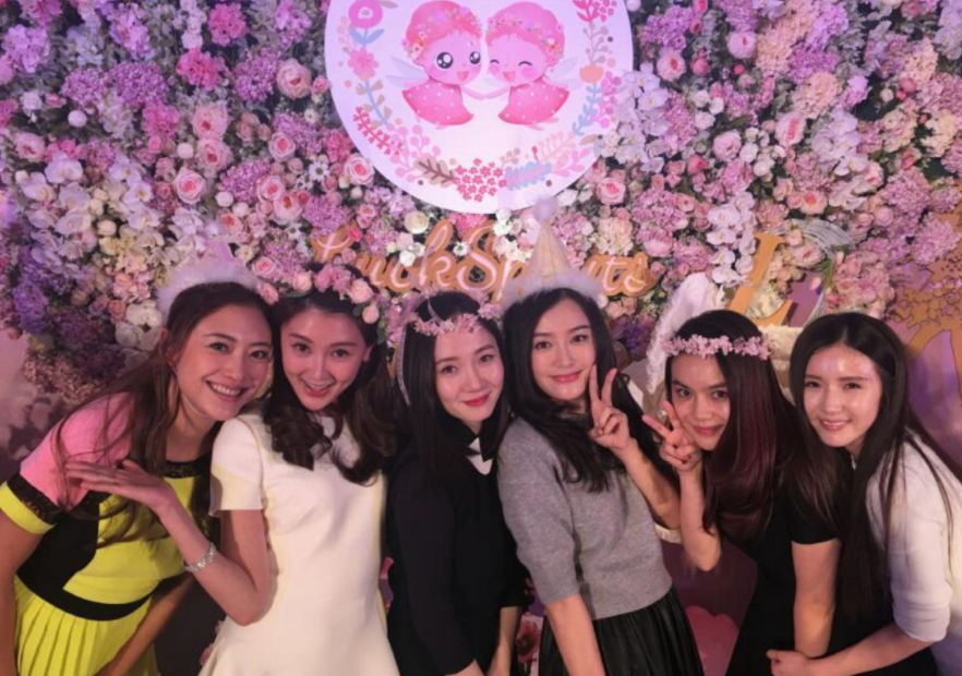 逃难姐妹花!继董璇高云翔婚姻破裂后,疑似甘薇向贾跃亭提出离婚
