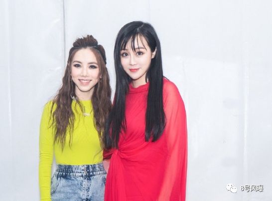 婚礼请42位大牌明星算什么！作为微商带货王，他一天能赚50万！