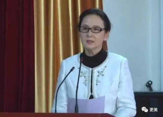 「更美扒扒扒」最美“花仙子”出镜10秒让人记33年，她是让唐僧唯一动情的女人