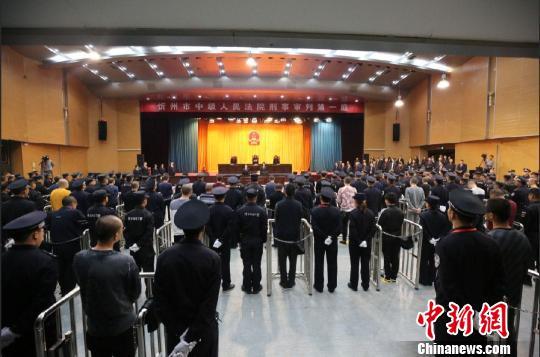 28亿余元,乔海账户资金交易总量为7581万余元,闫霞账户资金交易