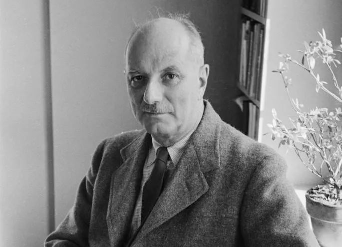 ▲刘易斯&middot;芒福德（Lewis Mumford，1895 年-1990 年），美国社会哲学家