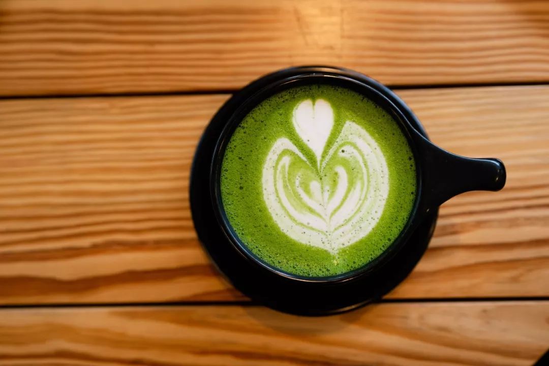 抹茶拿铁   unsplash