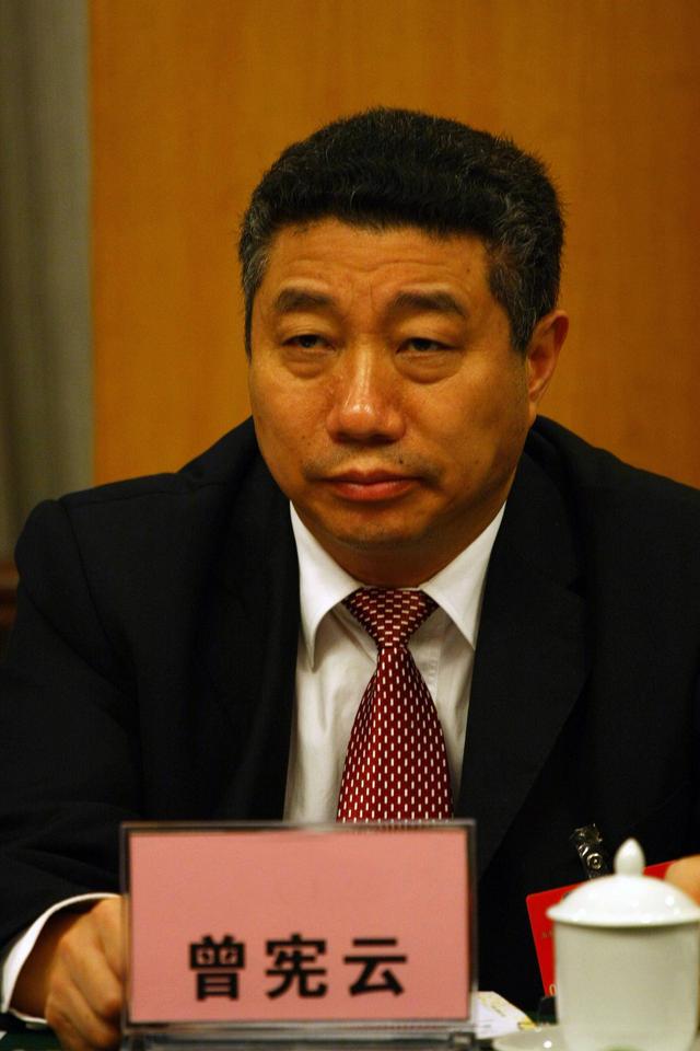 三亚凤凰岛打折转让，房价从16万降至2万，曾因破坏生态遭整改