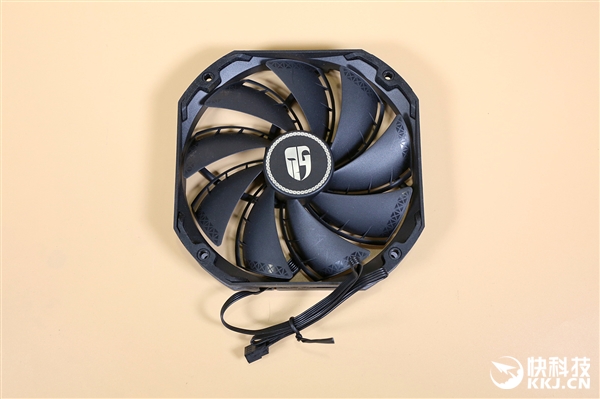 玩家风暴阿萨辛3散热器图赏：7热管压制280W