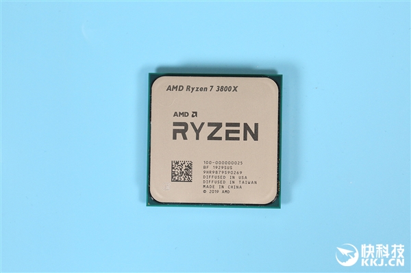 力压9900K！AMD锐龙7 3800X图赏