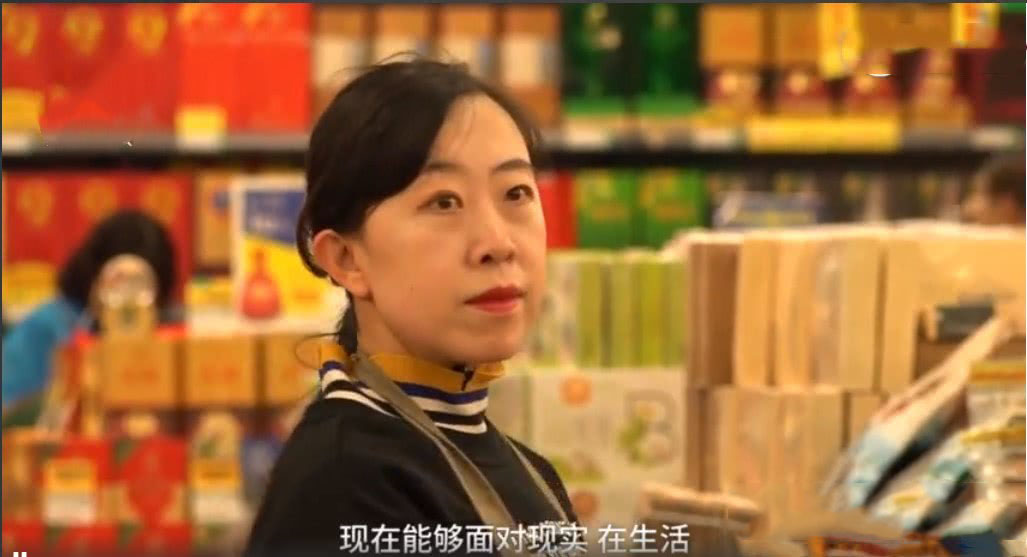 42岁杨丽娟近况曝光，曾狂热追求刘德华，如今打工还未嫁人