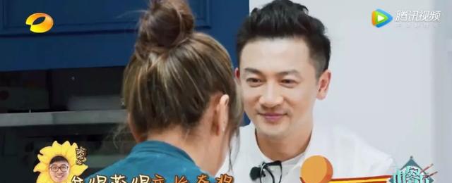 「肥罗大电影」苏有朋回应杨紫落选《左耳》，他还不算《中餐厅》的情商王者？