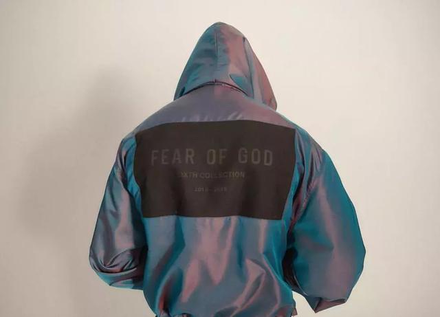 来聊一聊穿 FEAR OF GOD 的高街男孩