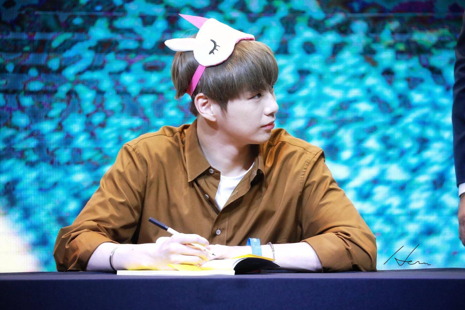 又一韩星辱华?姜丹尼尔继恋爱曝光后,1篇通稿引人愤怒