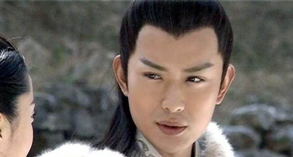 素有“古装王子”之称的黄海冰年轻时的颜,可以夸一万年