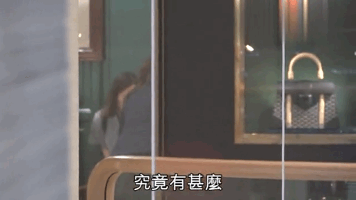 余文乐娶了什么神仙老婆！王棠云逛街完全不看奢侈品只顾跟儿子玩