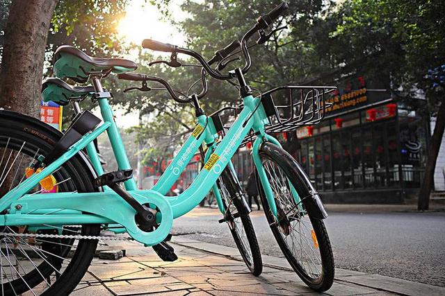 【AI财经社】爱玛科技坎坷上市路，副总涉2亿敲诈入狱，庭上曝公司内幕