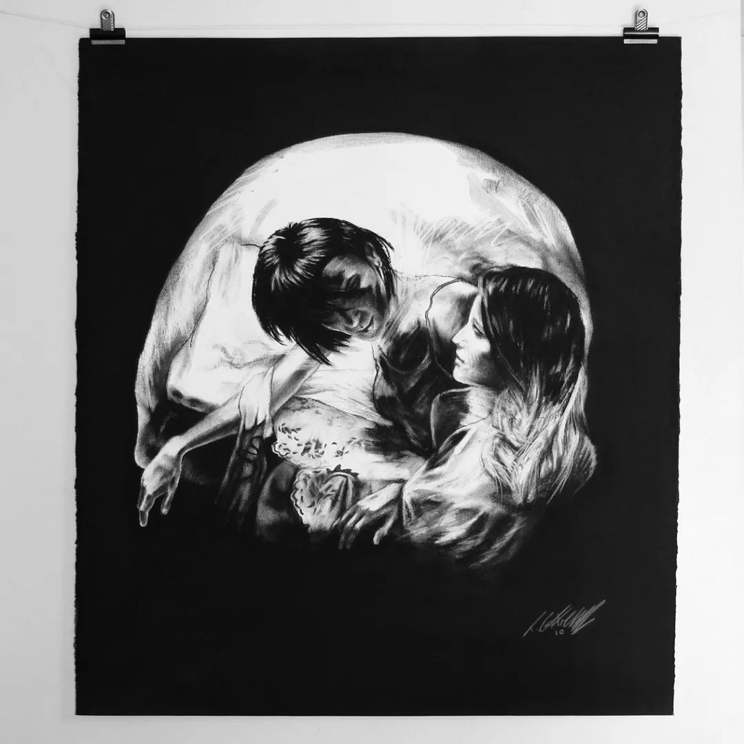 木炭绘画作品!细看很细致的哦!支离破碎的画面感