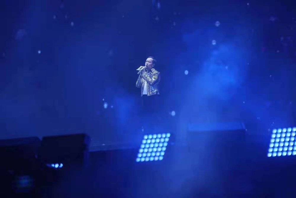 【虎嗅APP】苹果 iPhone 11 降价；国足反超叙利亚迎来开门红