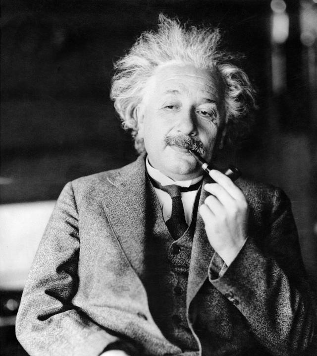 爱因斯坦临终前毁其手稿成未解之谜