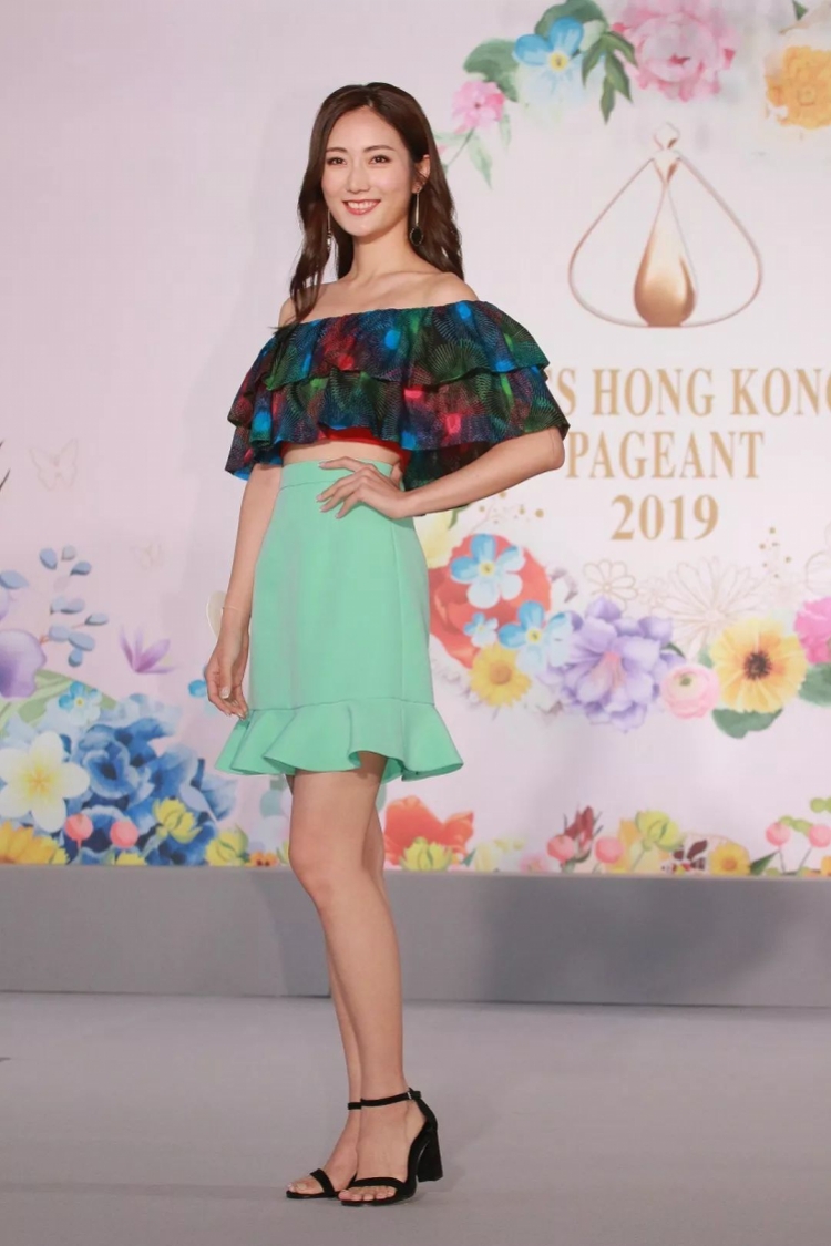 2019香港小姐决赛倒计时, 陈熙蕊先拔头筹夺"友谊小姐