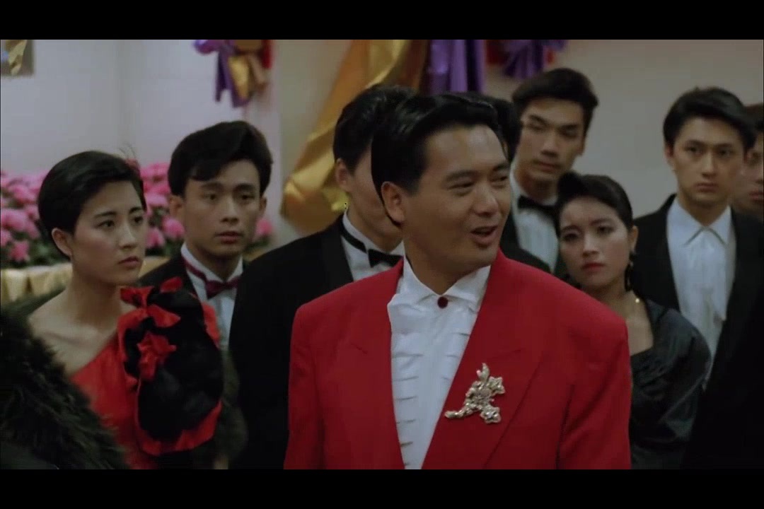 服务员大变富豪董事长,其他同事们都惊到了电影,娱乐,周润发,吉星拱照