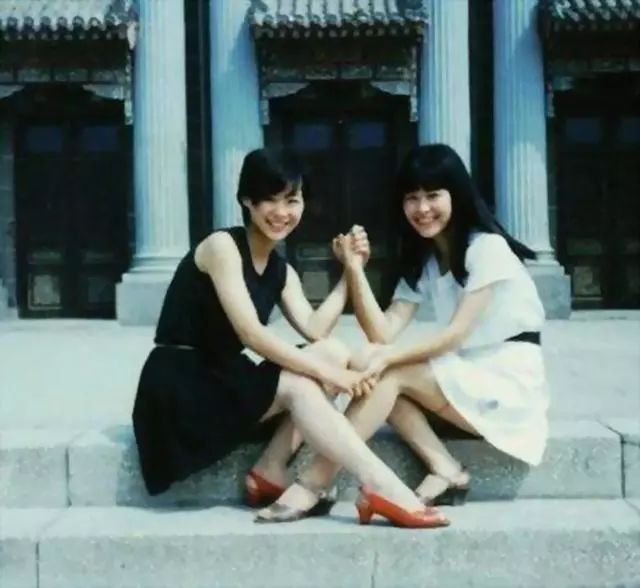 90年代的街头老照片