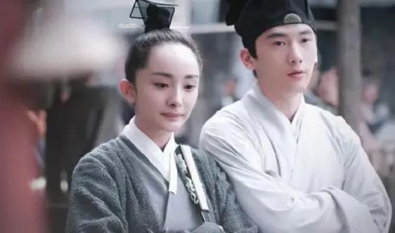 [不八卦会死星人]辣手摧花张叔平！杨幂变秃顶，周迅老10岁，许晴更惨