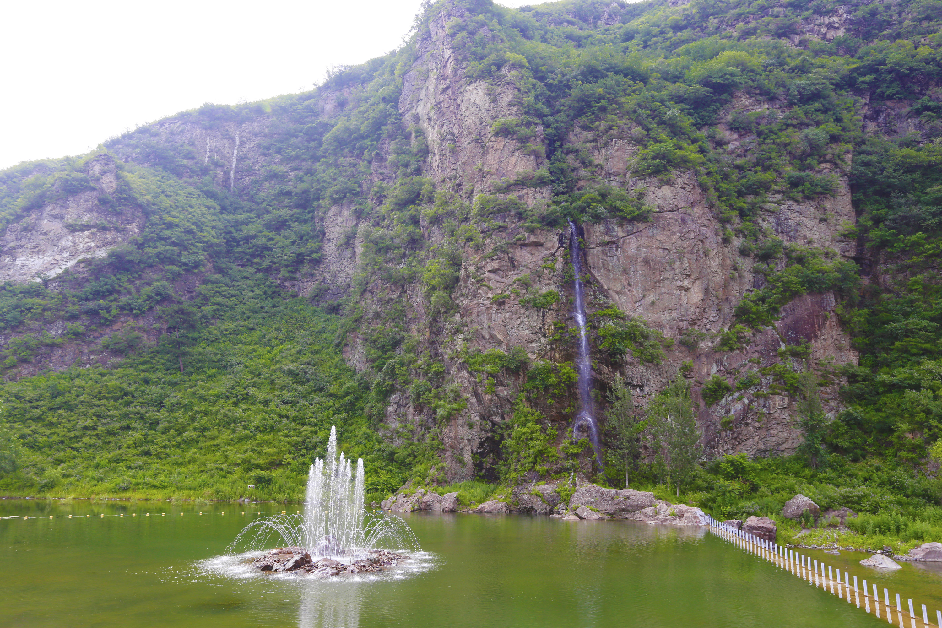 秦皇岛旅游攻略:景点免费,物价低,风景不输其它的景区