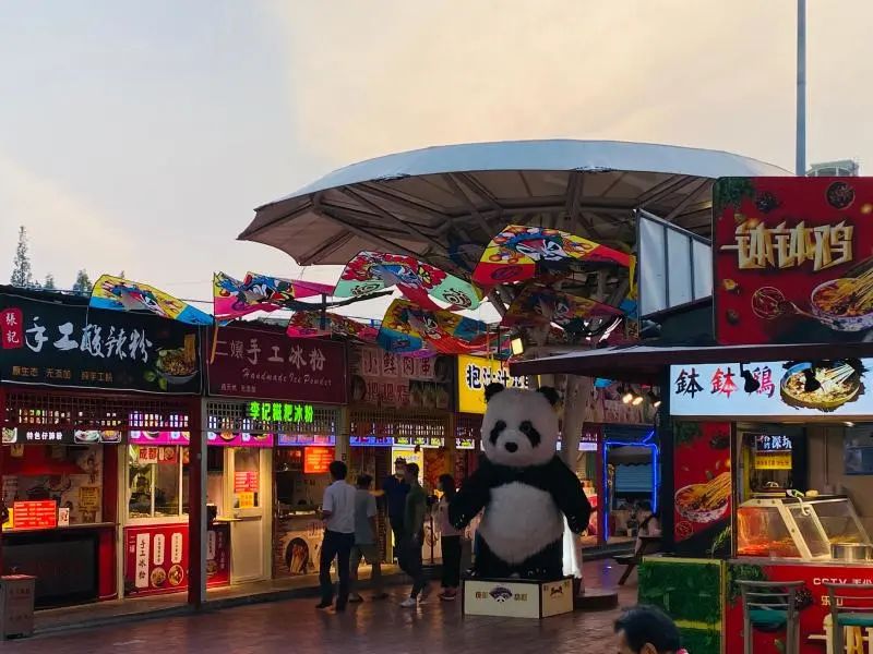 上海的"夜市复兴",会走"彭浦夜市"