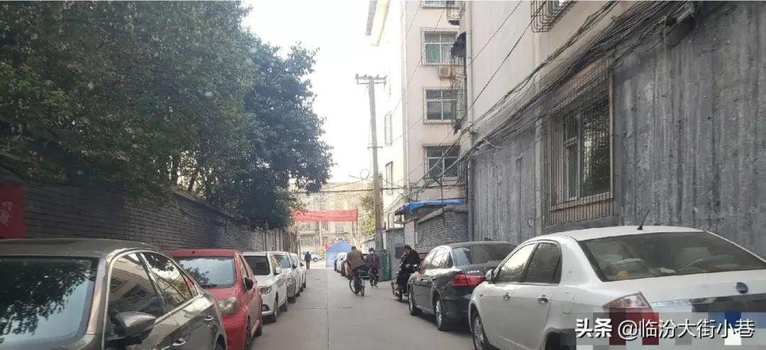 来源:头条 临汾大街小巷 日前,临汾网友@xx不褪色反映 临汾东盛华庭