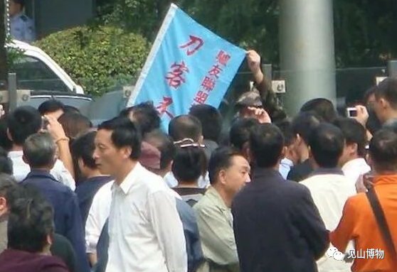 2008年6月26日,杨佳再次从北京来到上海,开始了精心的准备.