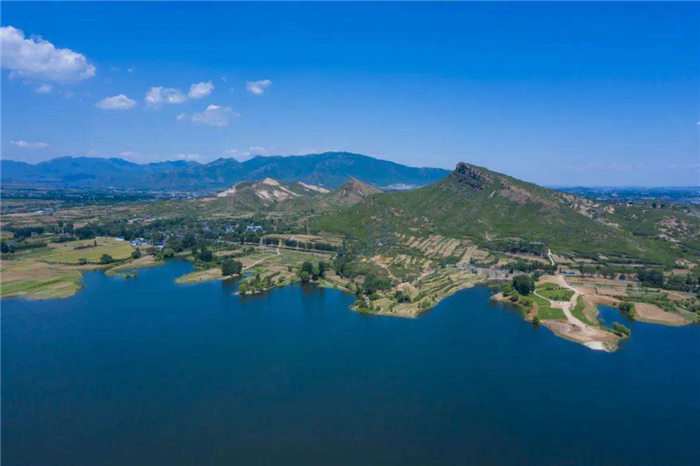 塞外蟠龙湖旅游风景区