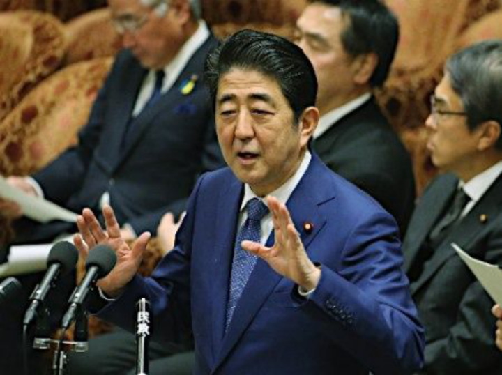 面临日本的两大难题,安倍晋三"生病了"?