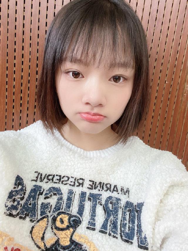 名门泽佳:95后小花任敏私服太甜了!
