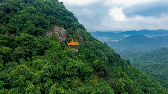 五彩观音山,一起休闲游"五一"假期就该这样静享森林系慢生活