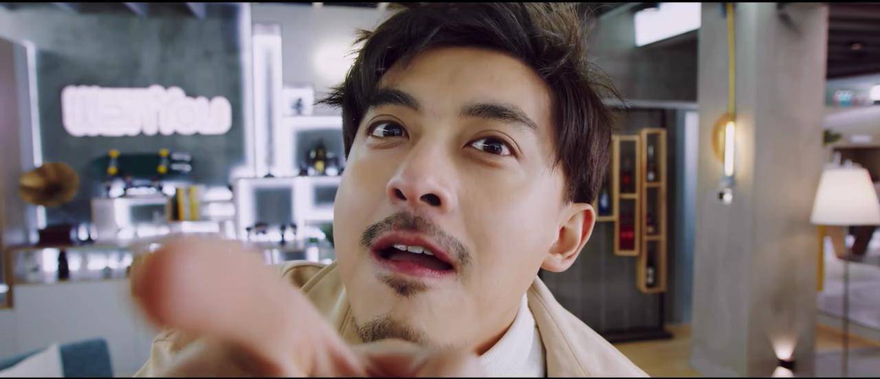 《猎心者》看一集就被套路一集,全程就看李佳航的表情包!