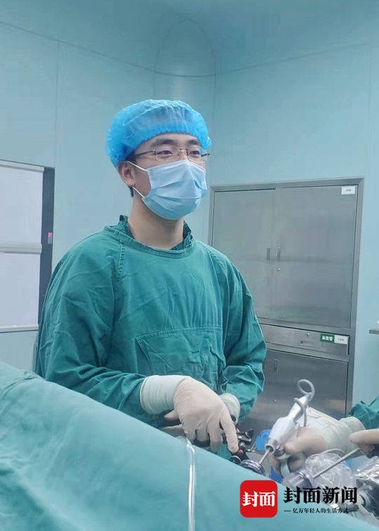 医生往日日常工作照