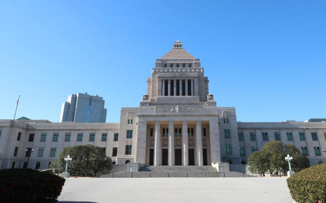 全国中小学停课,家长学校措手不及,日本政府头很大