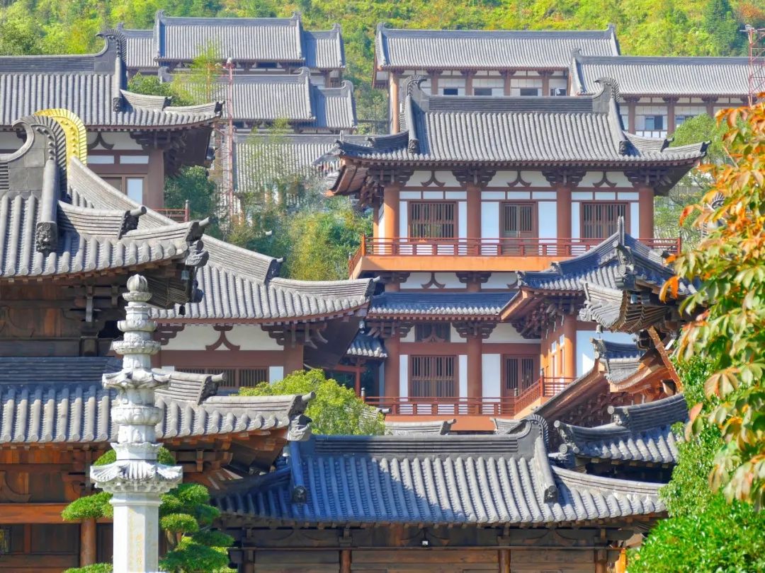 美丽寺院文成县天圣山安福寺