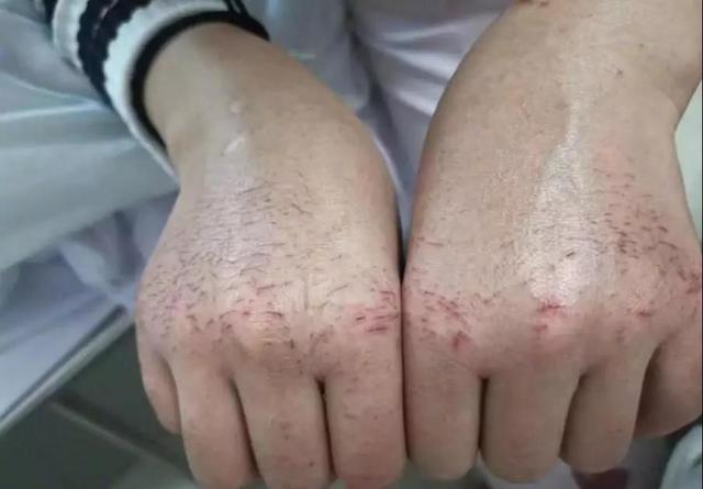 一首《等你回家》传遍朋友圈:白衣天使,我们等你回家!