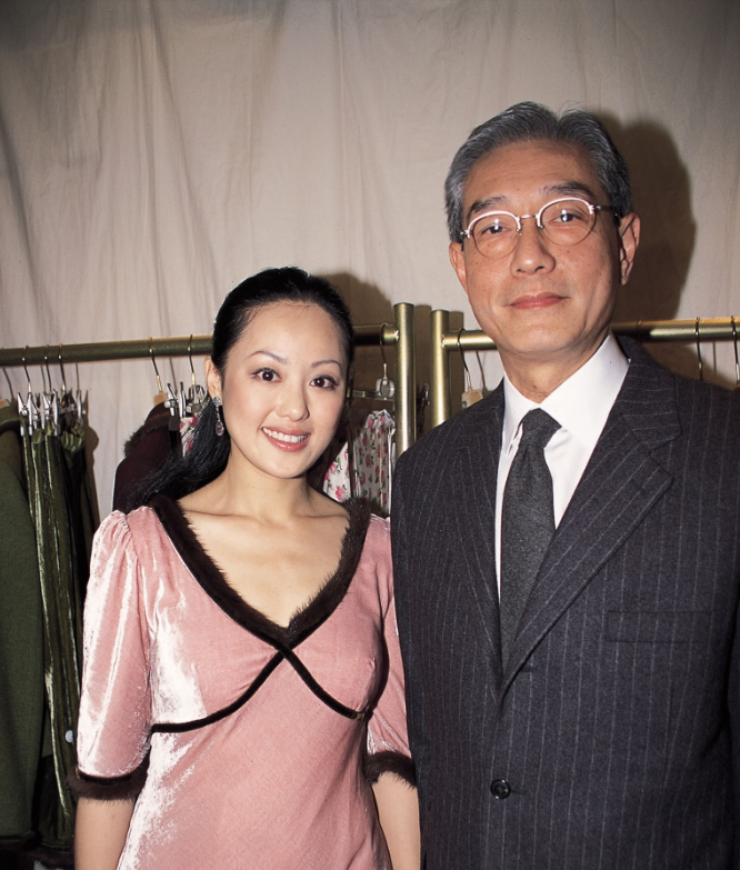 章小蕙在娱乐圈中的绯闻,在早年可以说是一直不断,从钟镇涛到陈曜旻